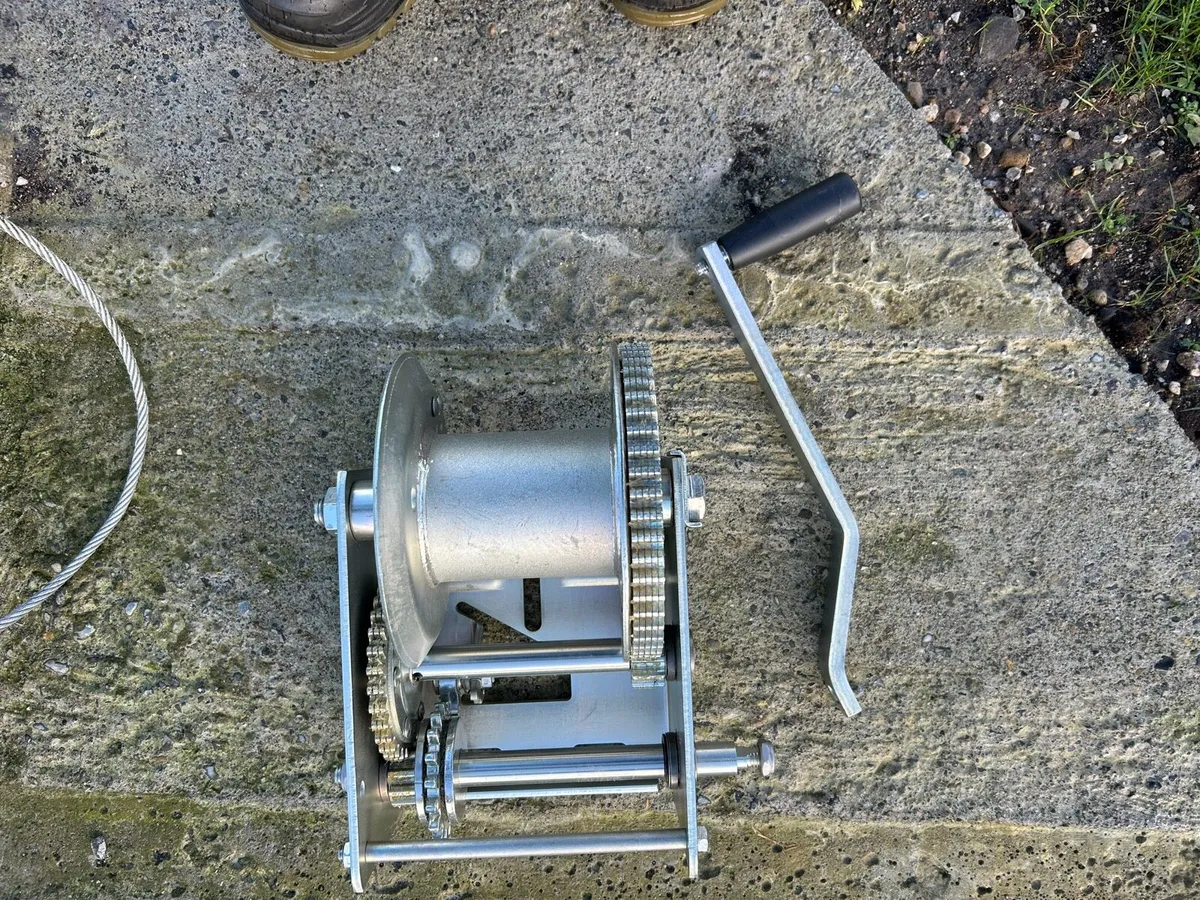 Ham radio Fulton auto break winch new - Image 1