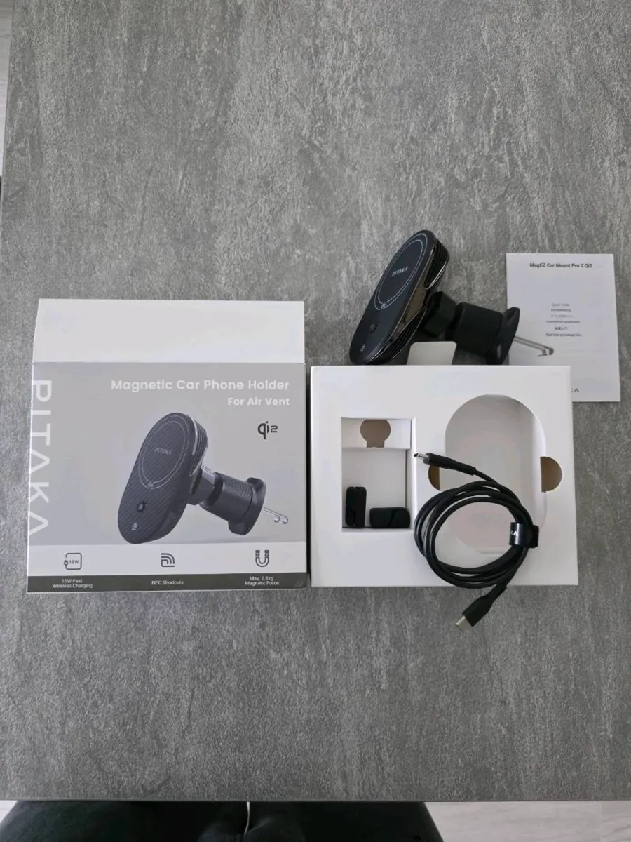 PITAKA Magnetic Car Phone Holder - Image 1