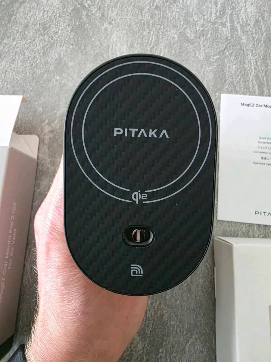 PITAKA Magnetic Car Phone Holder - Image 3