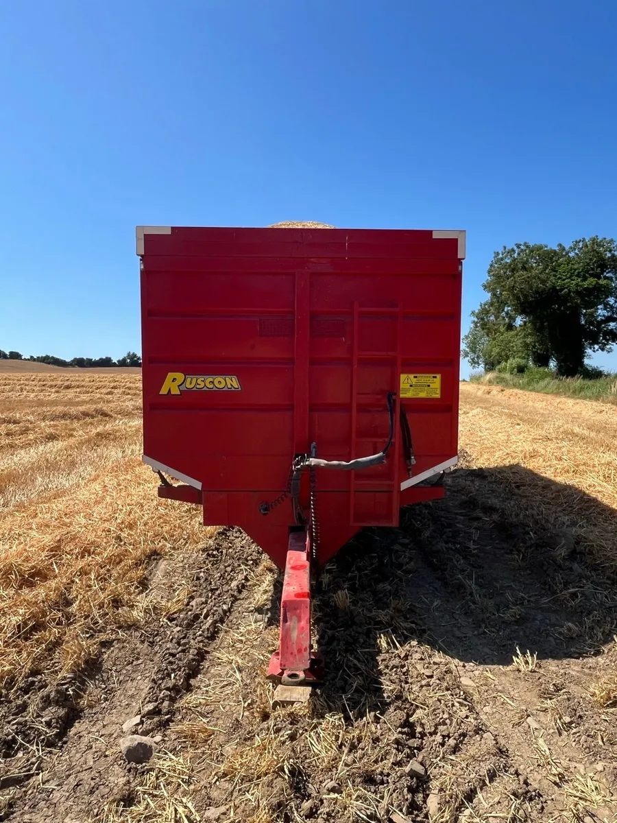 18 Foot Grain Trailer - Image 2