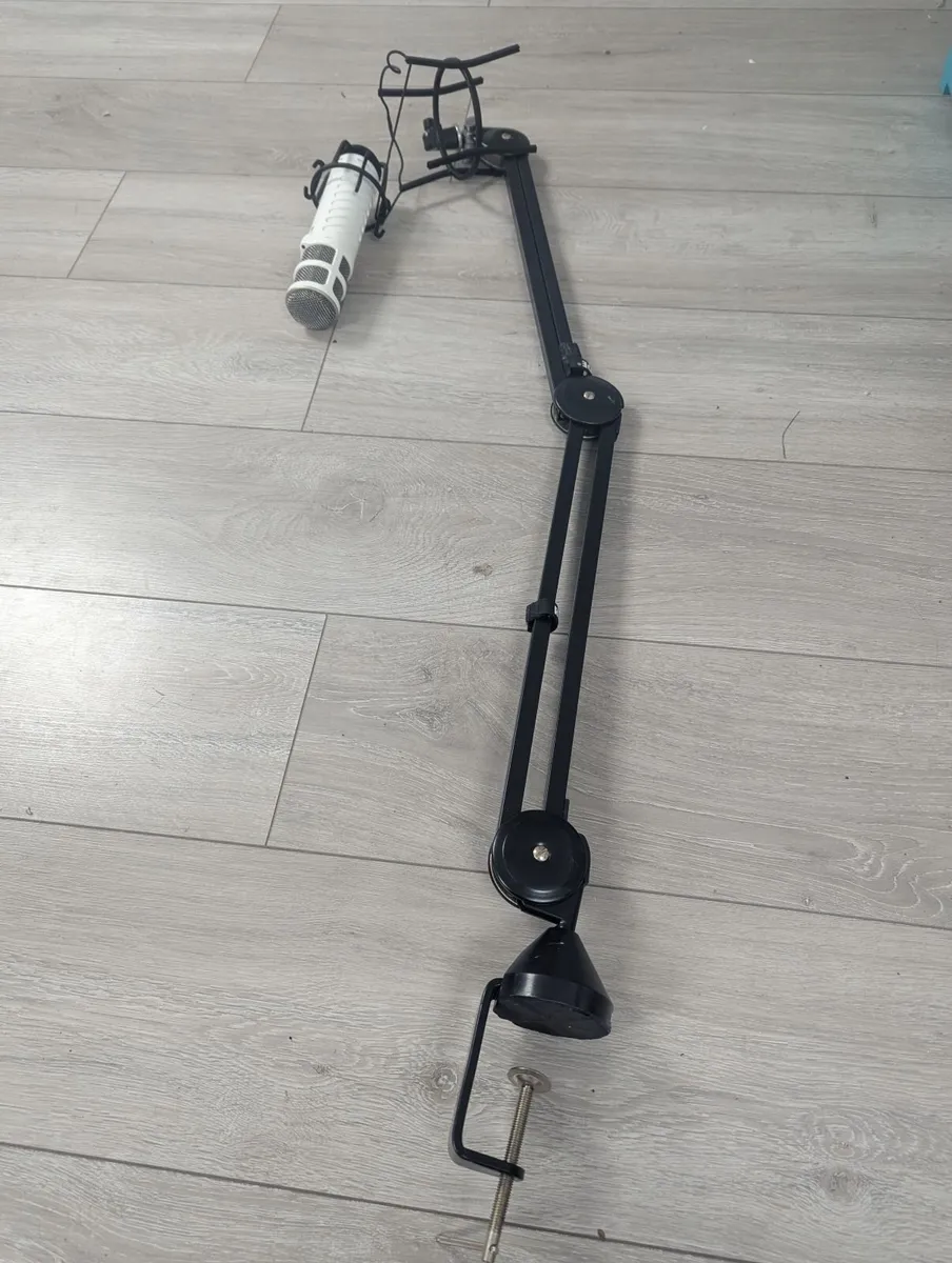 Rode Podcaster USB & PSA1 Arm Bundle - Image 2