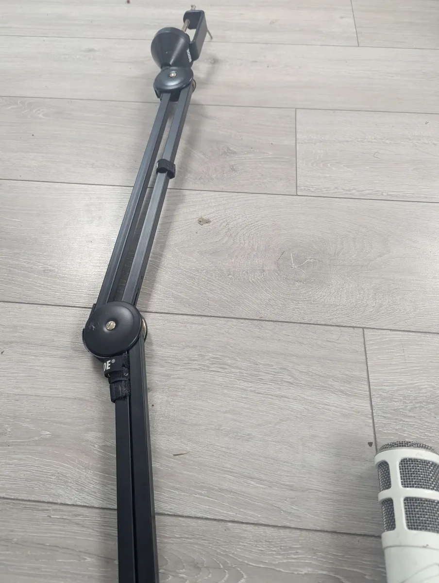 Rode Podcaster USB & PSA1 Arm Bundle - Image 3