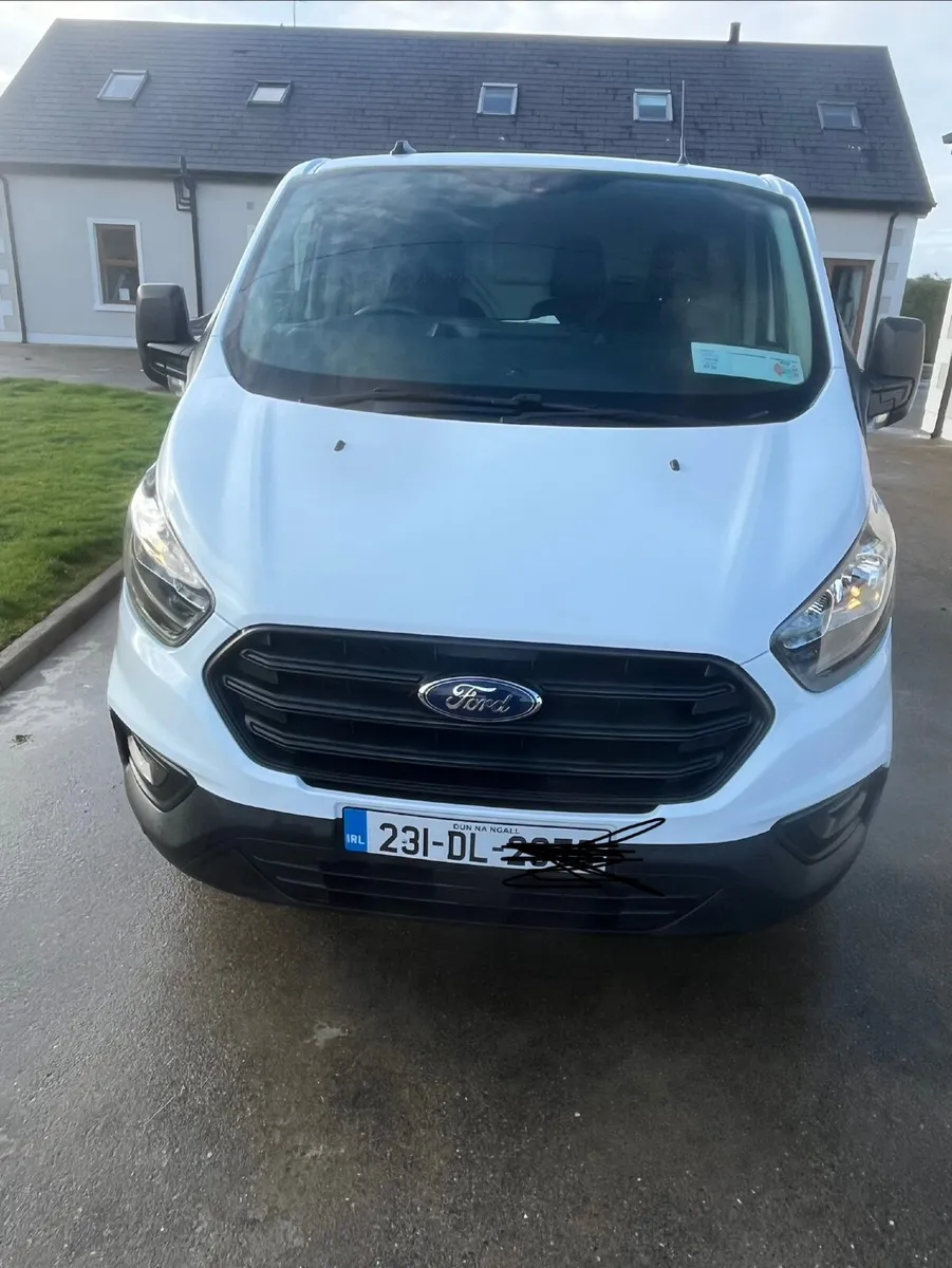 Ford Transit Custom 2023 - Image 1