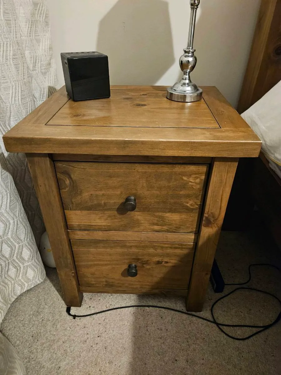 Bed + lockers for sale - Image 3