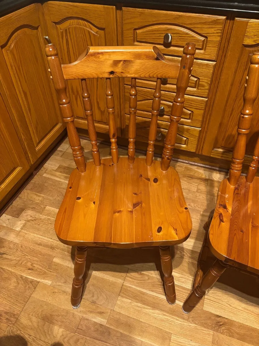 6 Dinning room chairs - Image 3