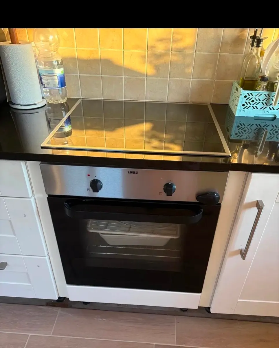 Full Kitchen - Image 4