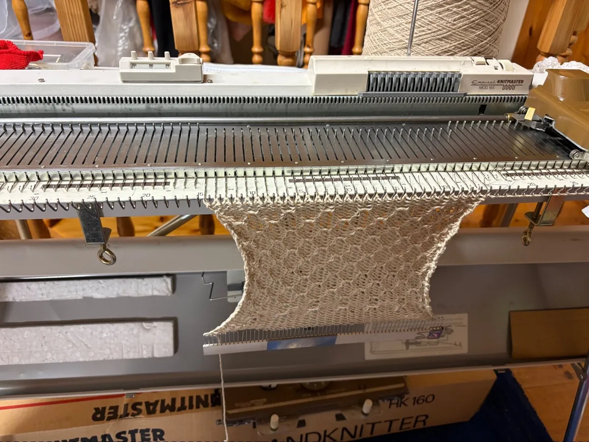 Knitting Machine - Image 1