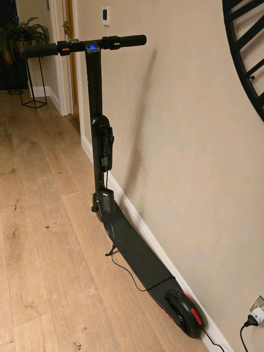 Scooter - Image 3