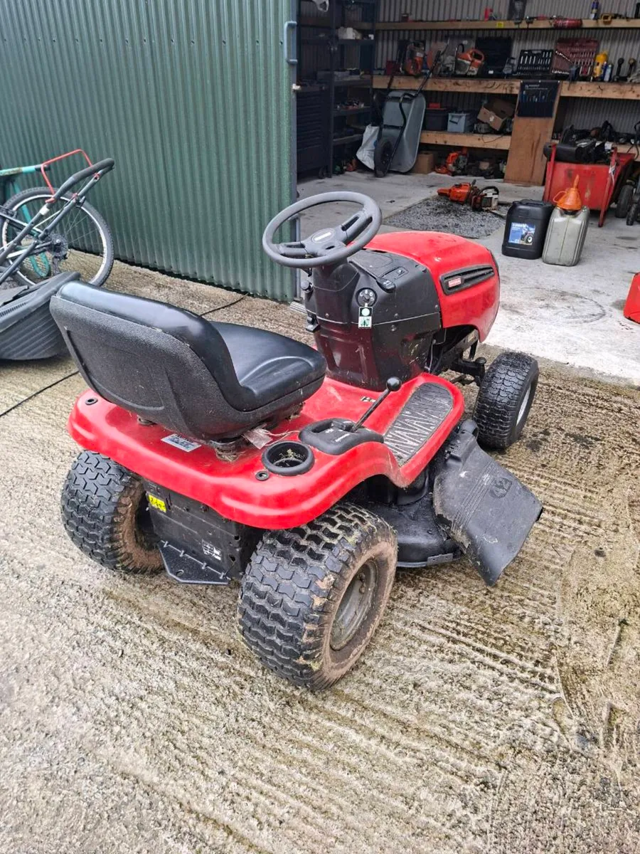 Craftsman lt2000 mulcher - Image 3