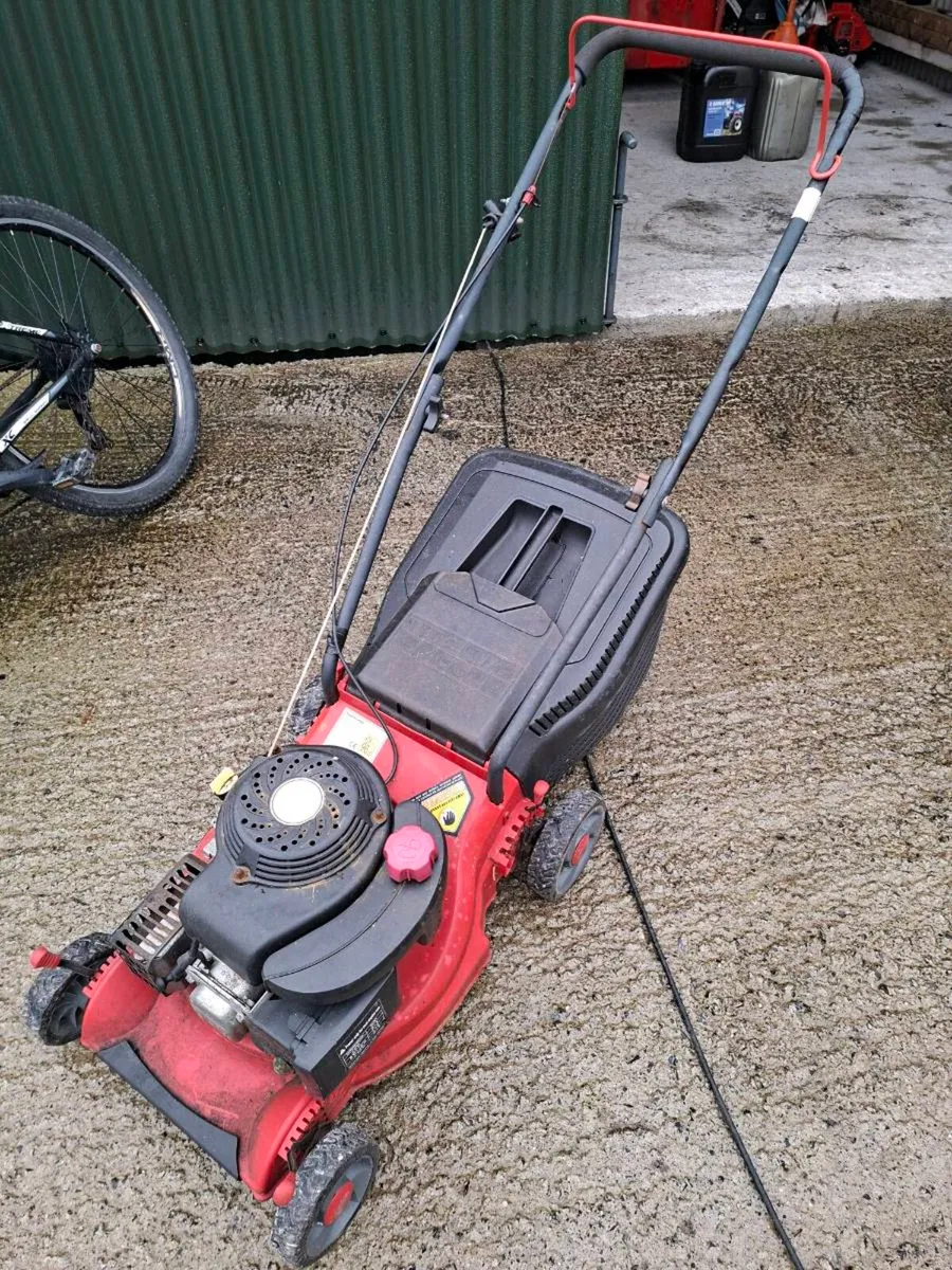 Mounfield pushmower - Image 2