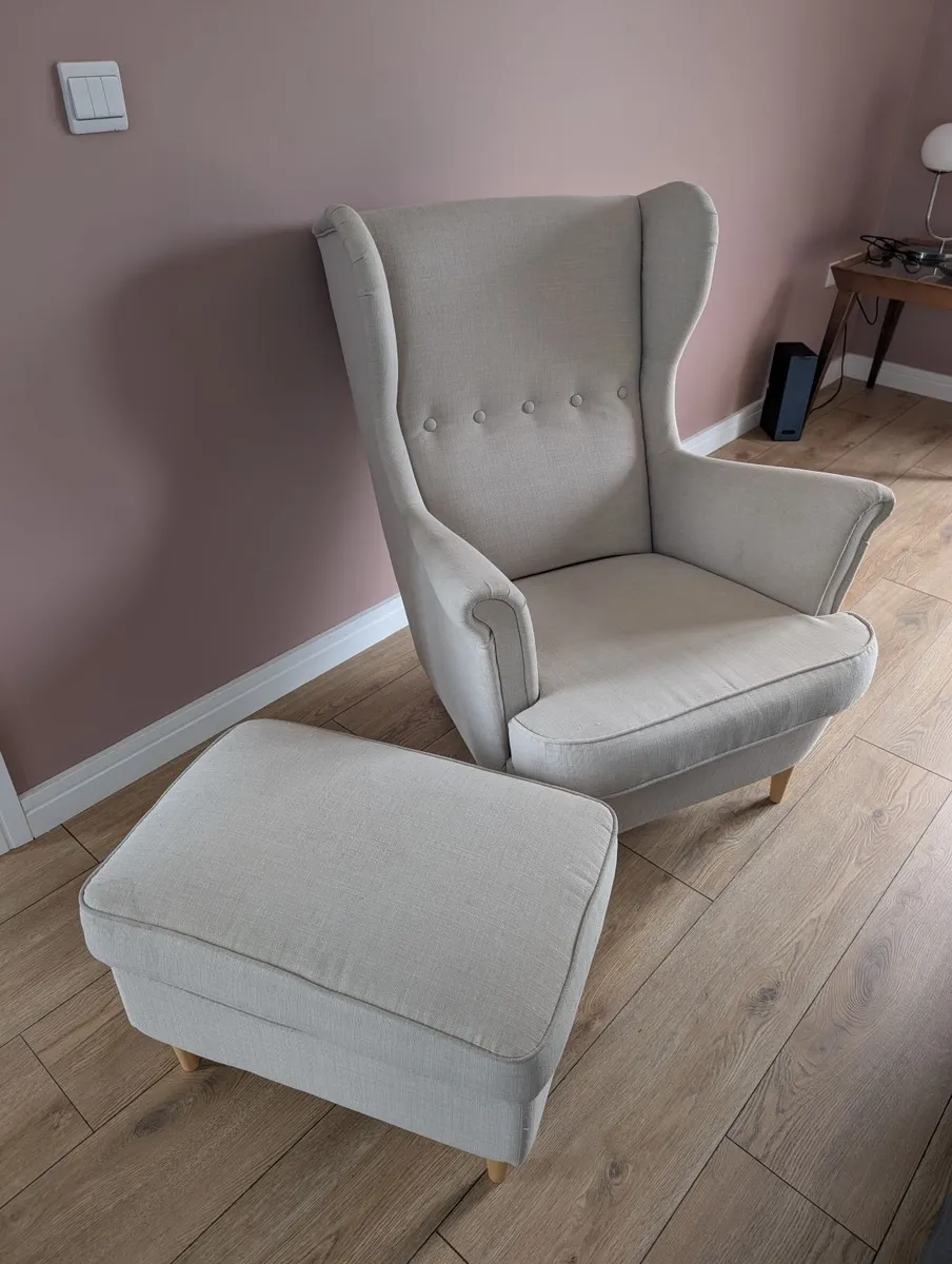 Armchair and footstool - Image 1