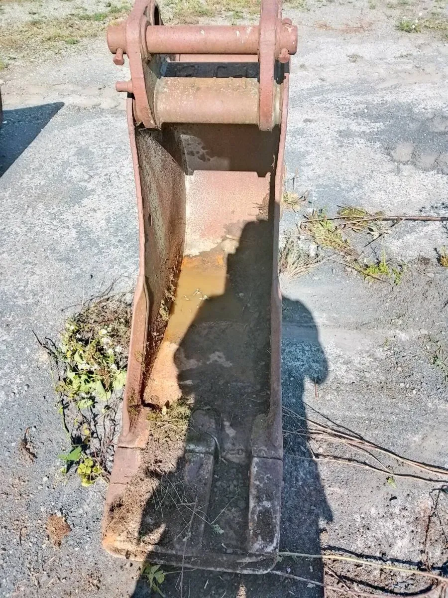 Excavator buckets - Image 2