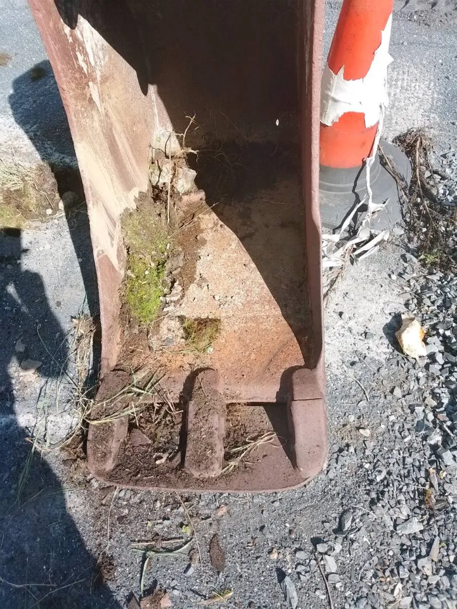 Excavator buckets - Image 4