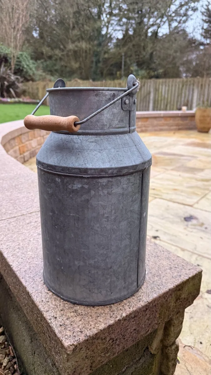 Milk churn - Image 1