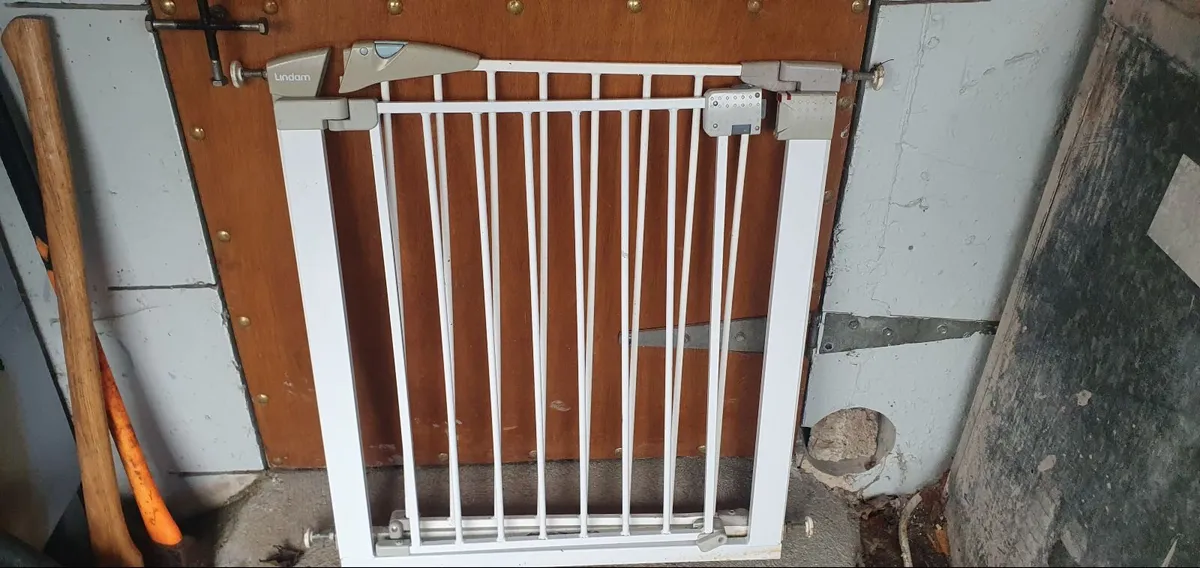 Child Stair safety gates