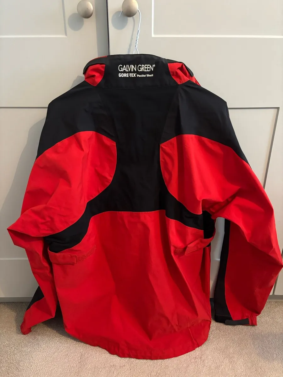 Galvin Green Goretex jacket - Image 4