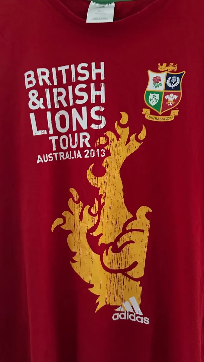 Lions  rugby tshirt xl - Image 4