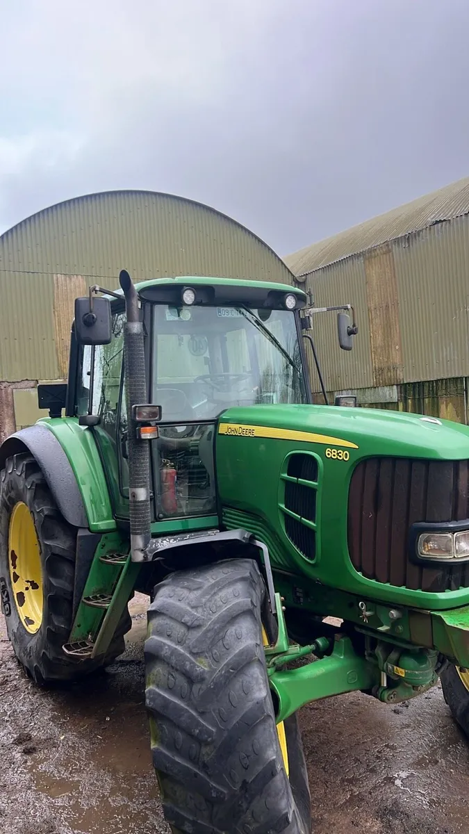 2009 - John Deere 6830 Tractor - Image 2