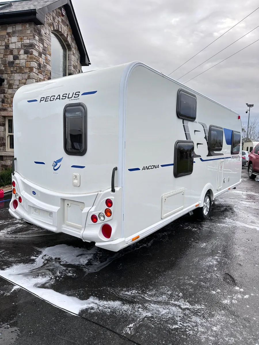 ✨STUNNING BAILEY PEGASUS ANCONA 5-6 BERTH✨ - Image 2