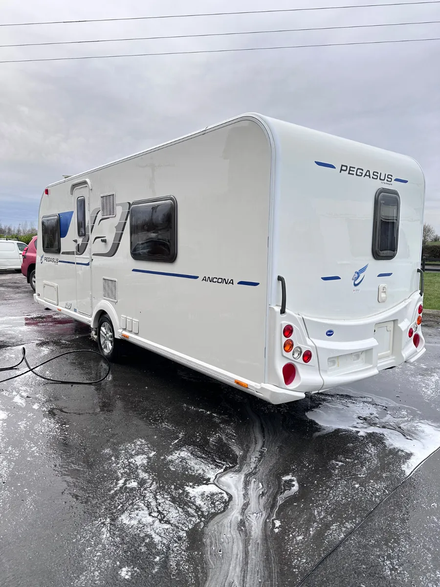 ✨STUNNING BAILEY PEGASUS ANCONA 5-6 BERTH✨ - Image 4