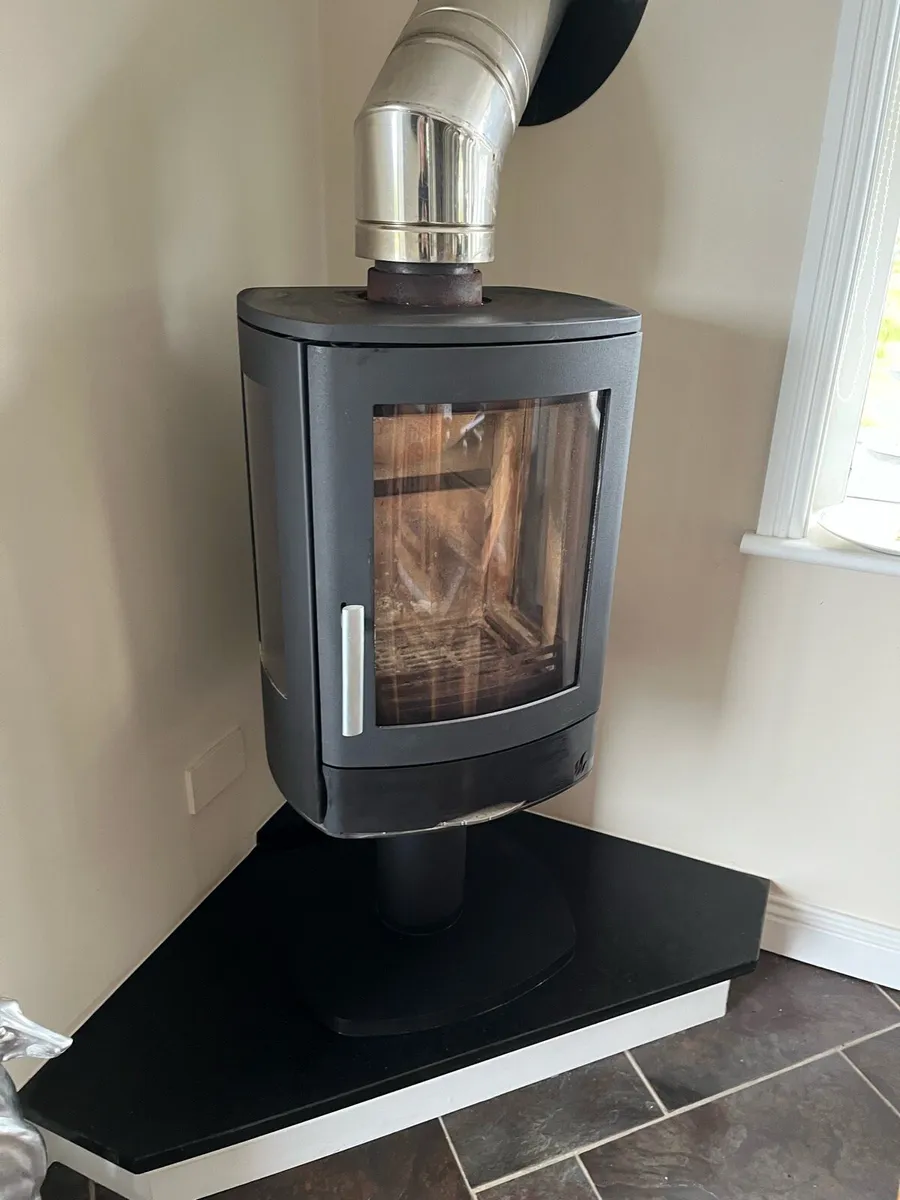 Stove solid fuel - Image 1