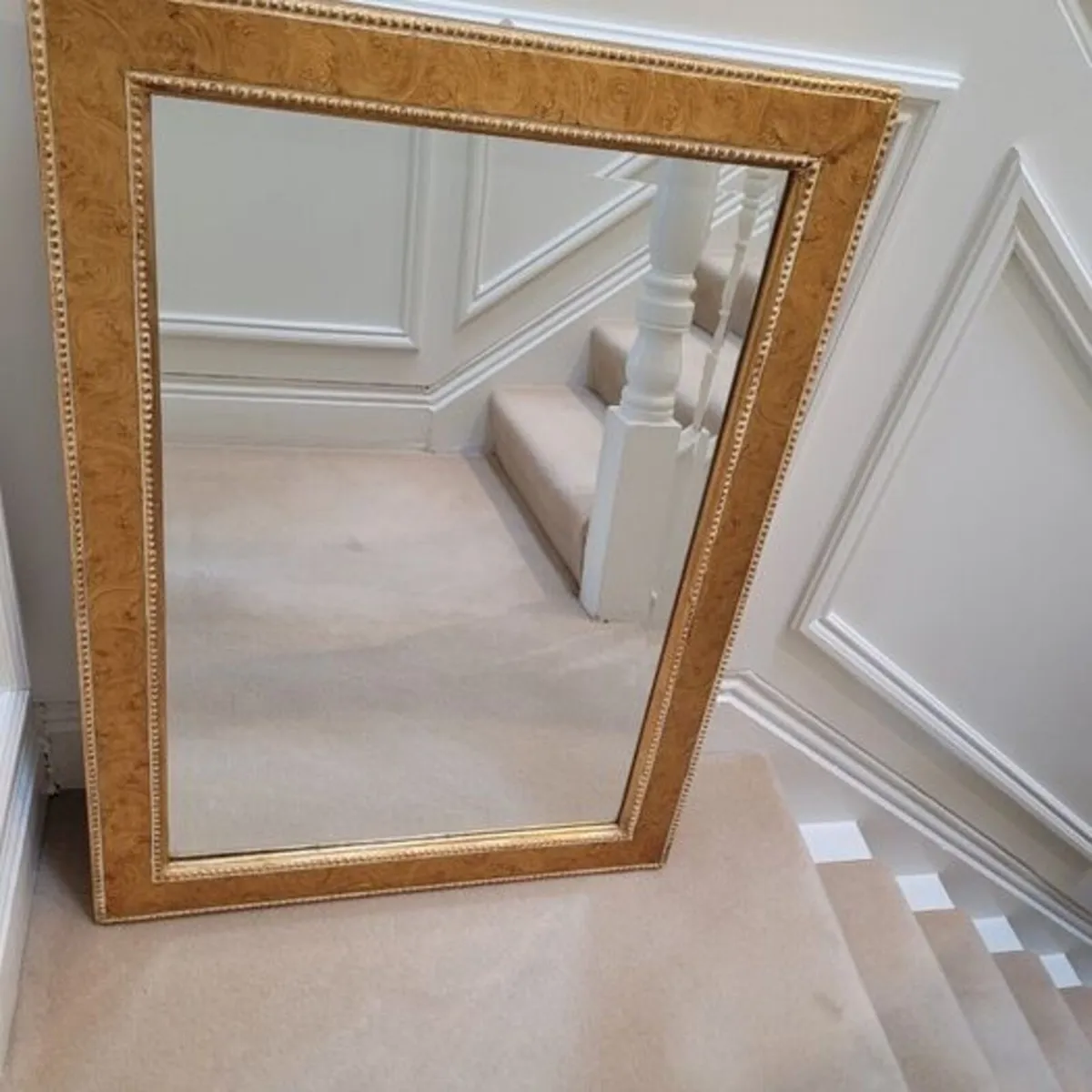 Gold mirror - Image 1