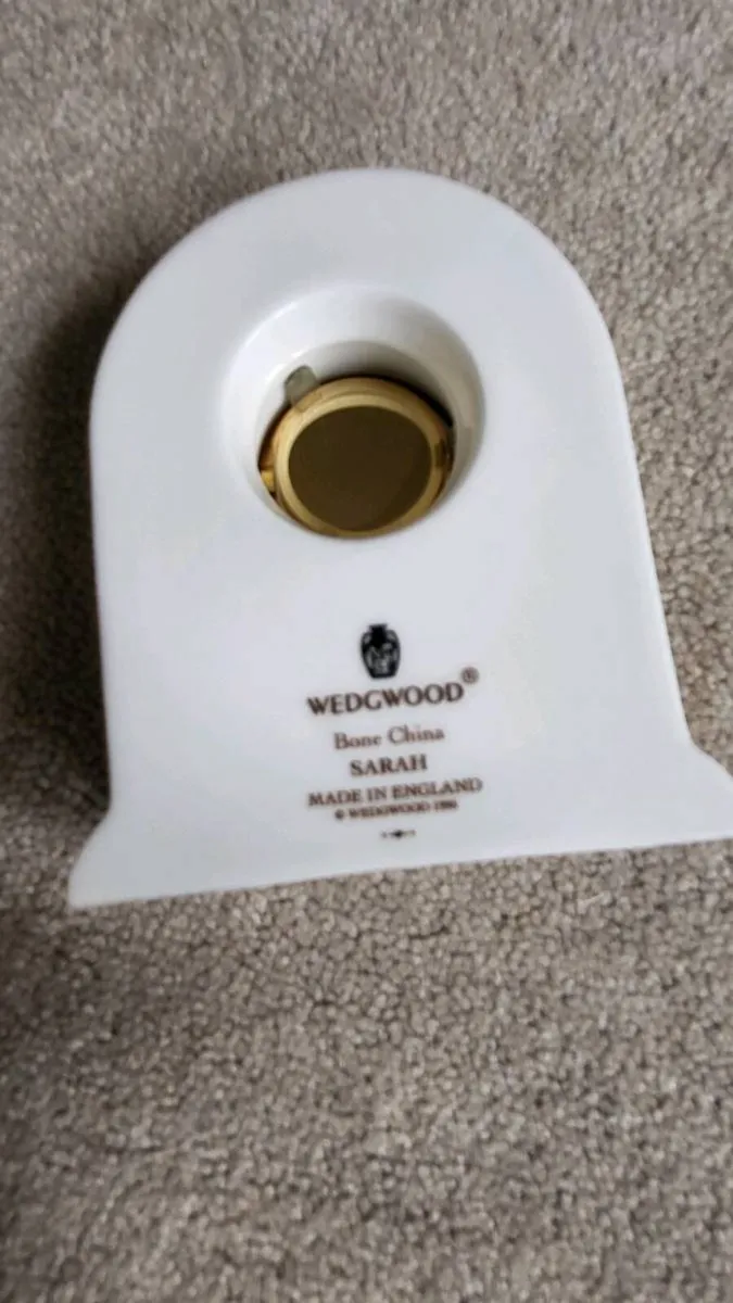 Wedgwood miniature clock," Sarah" design - Image 2