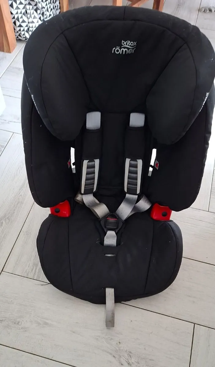 Car seat - Image 2