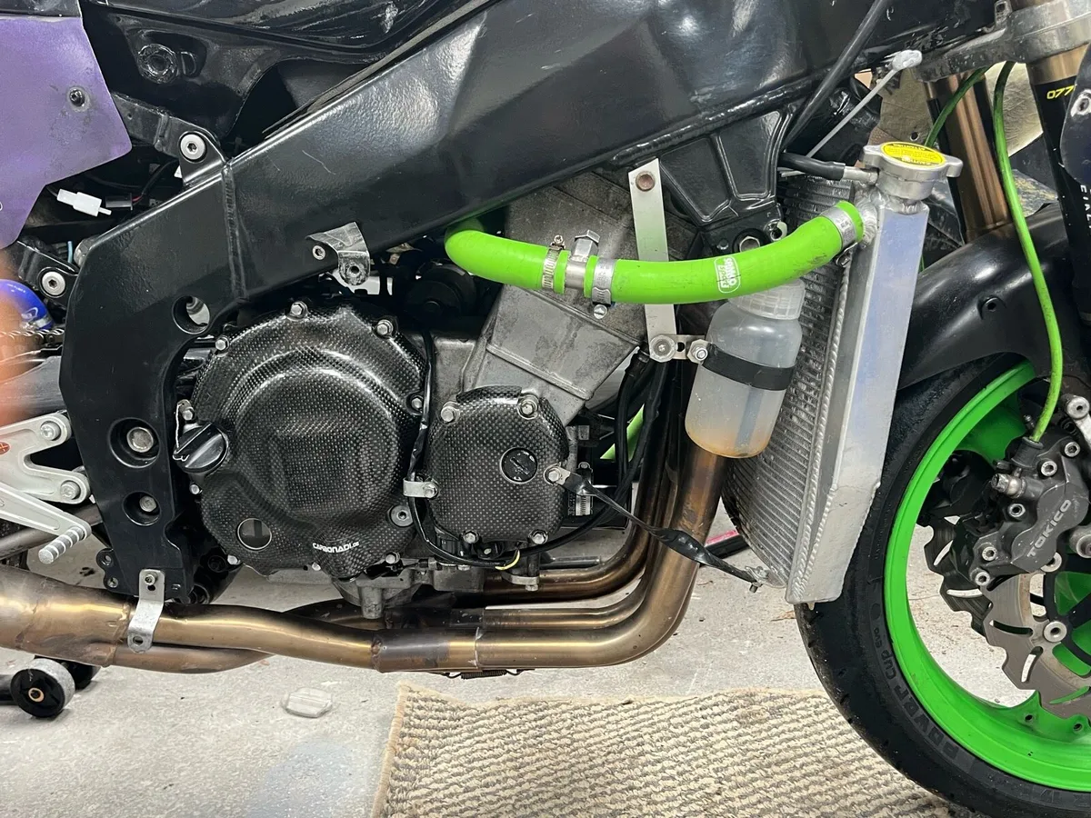 Zxr 400 race bike - Image 4