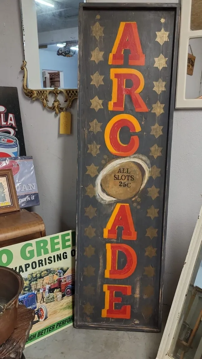Large vintage style wooden arcade sign - Image 1