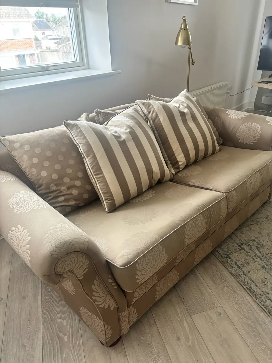 3 Seater Sofa - Image 3