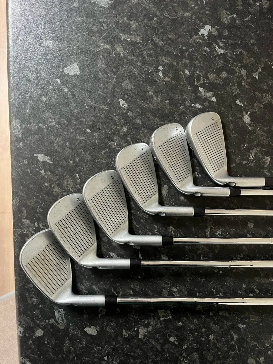 Ping i25 irons - Image 4