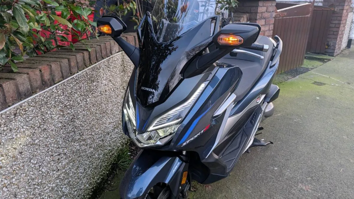 Honda Forza 300 - Image 4