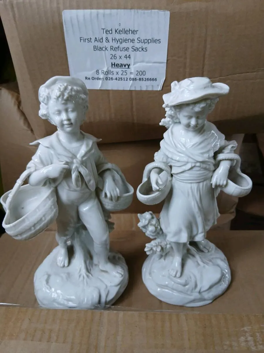 Messenger pottery - Image 1