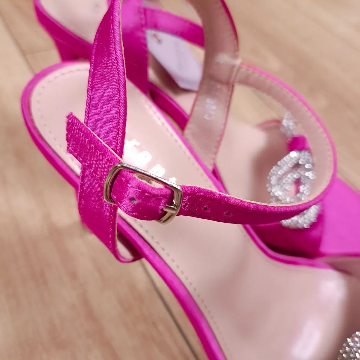 Sorento Pink Satin Diamante Bow High Heel 5UK/38EU - Image 2