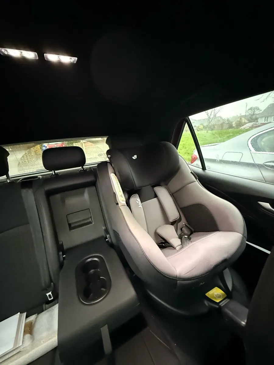 Joie 360 seat & Maxi Cosi base - Image 1