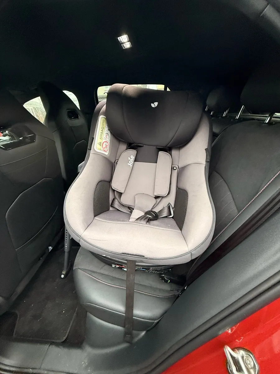 Joie 360 seat & Maxi Cosi base - Image 2