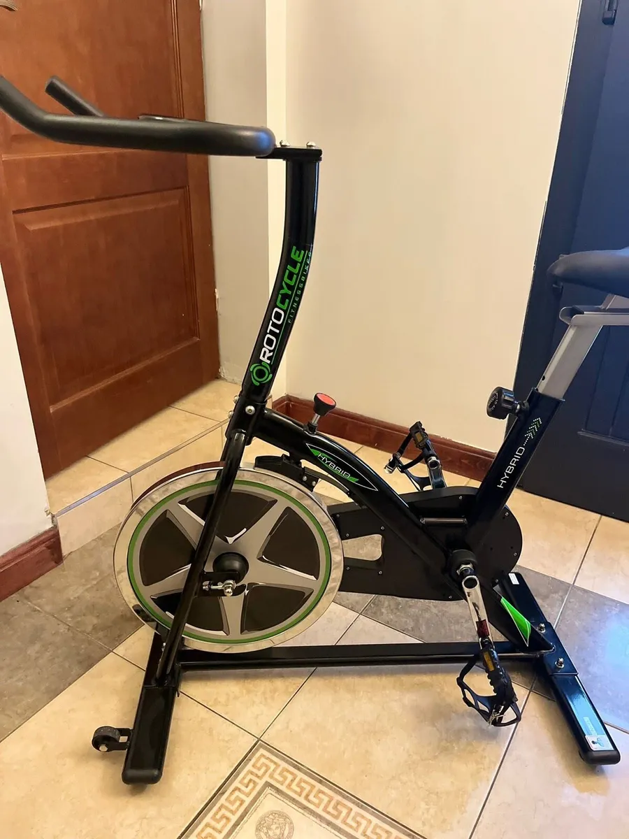 Exercise bike - Image 1