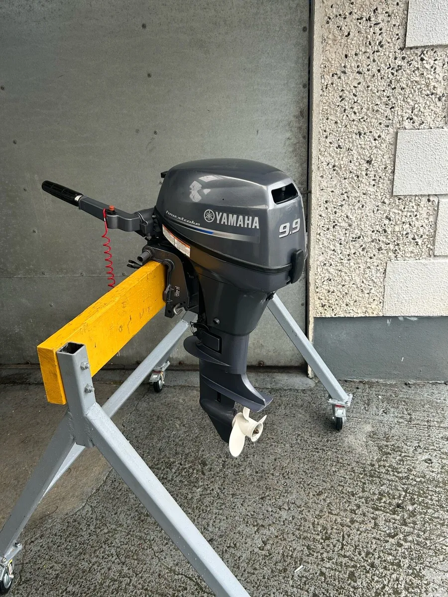 Yamaha 9.9hp 4 Stroke Outboard Engine - Image 1
