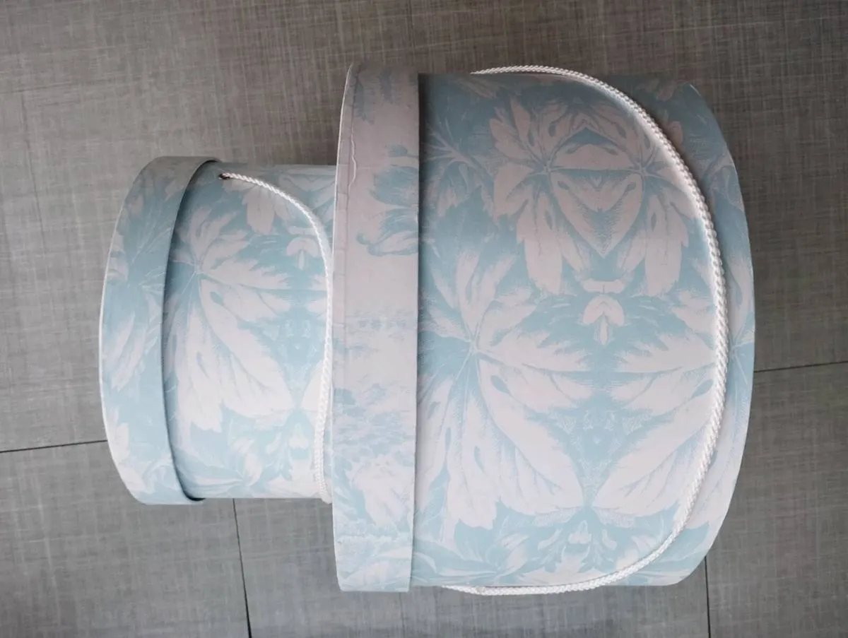 Vintage Hat Boxes, 2 - Image 1
