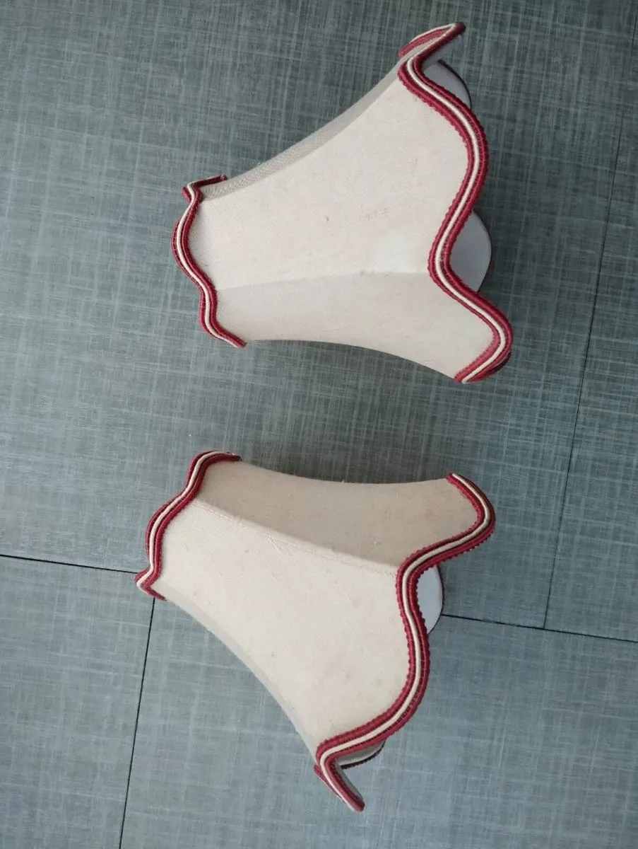Vintage lamp shades, pair - Image 1