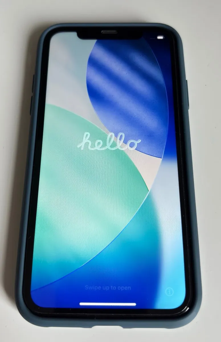 iPhone 11 128GB - Image 1