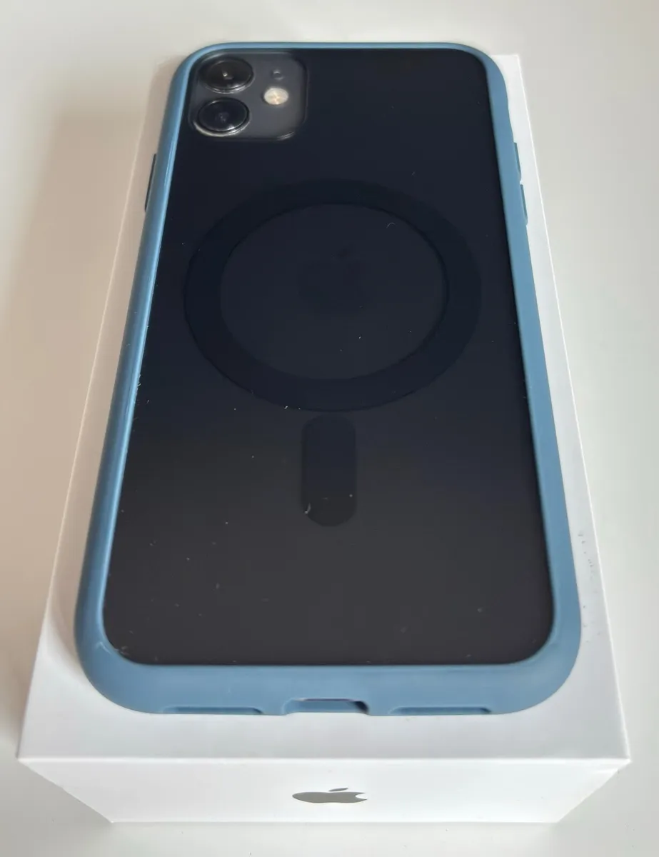 iPhone 11 128GB - Image 2
