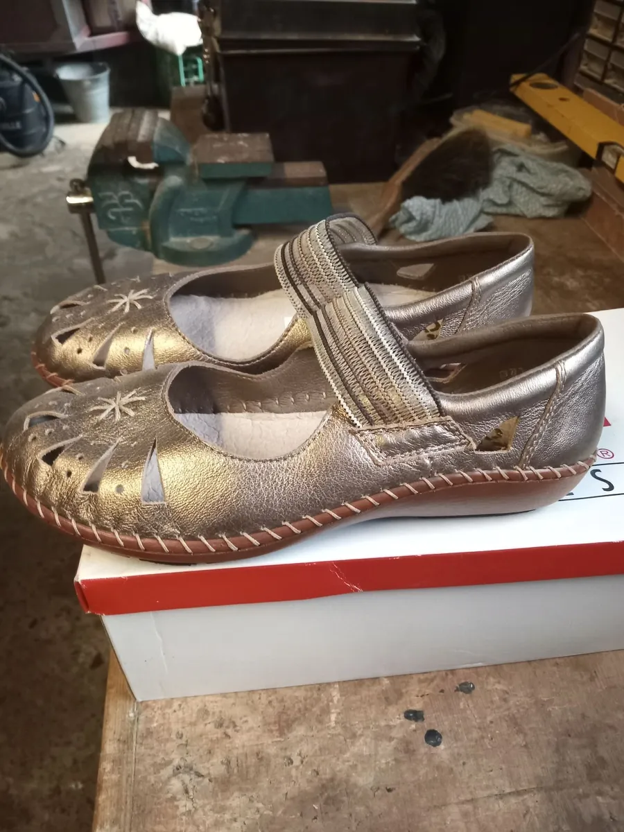 Ladies shoes - Image 3