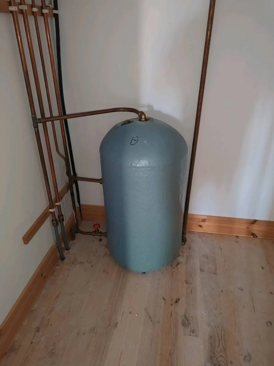 Radiators, Oil Burner, plumbing accessories etc - Image 4