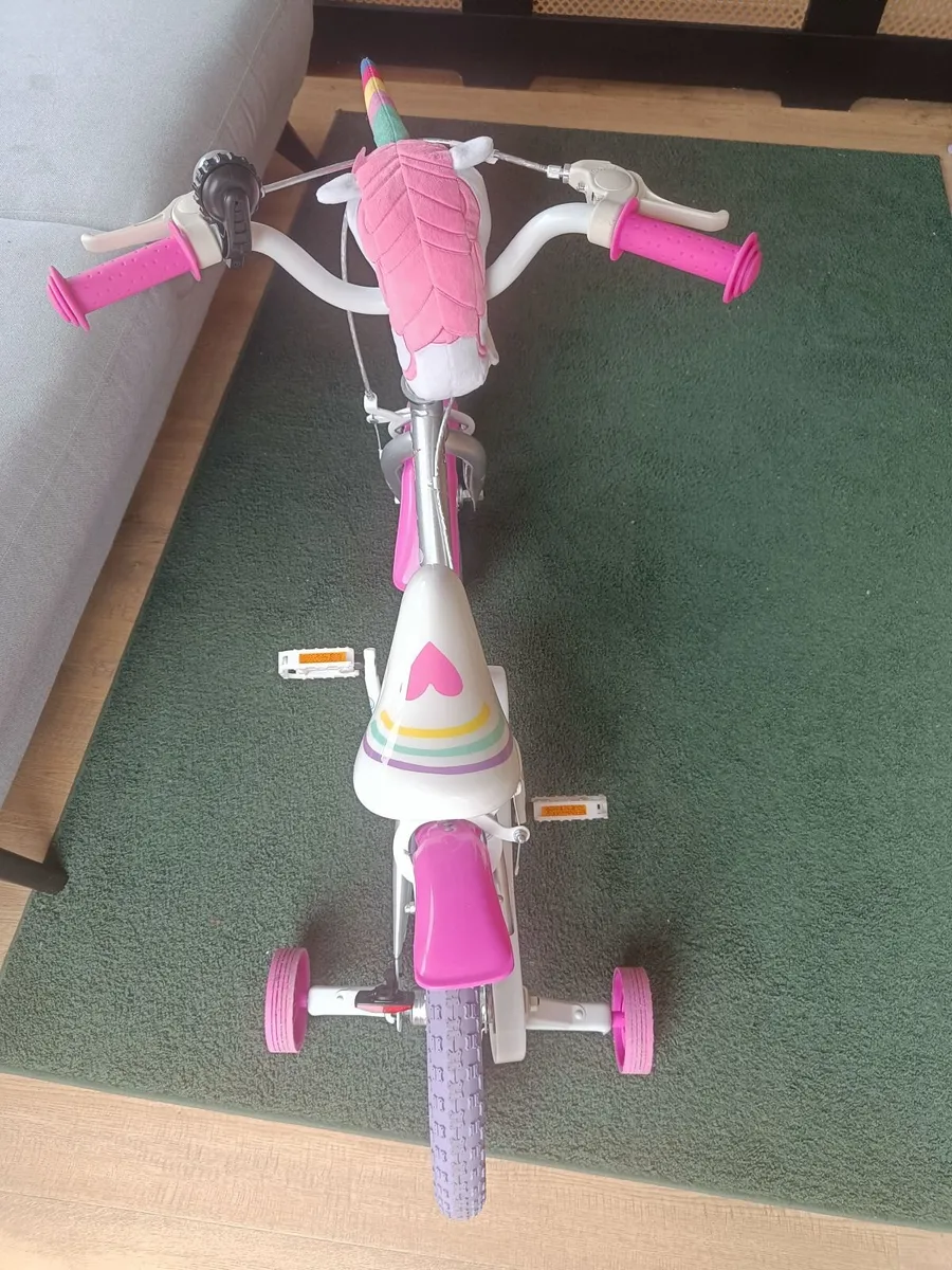 Apollo Twinkles Unicorn Kids Bike - 14" Wheel - Image 3