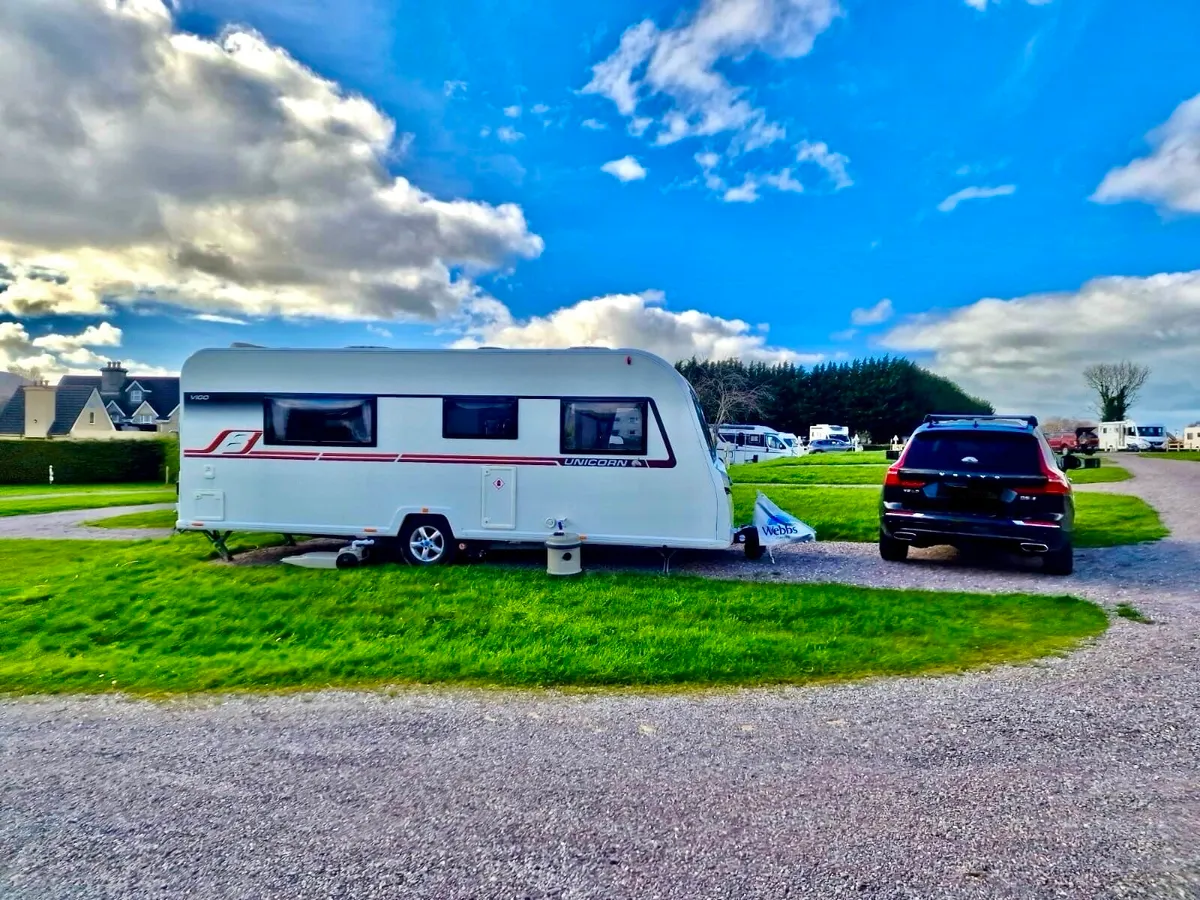 Bailey Unicorn Vigo 4 - Image 1