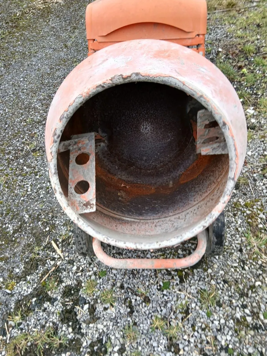 Cement Mixer - Image 3