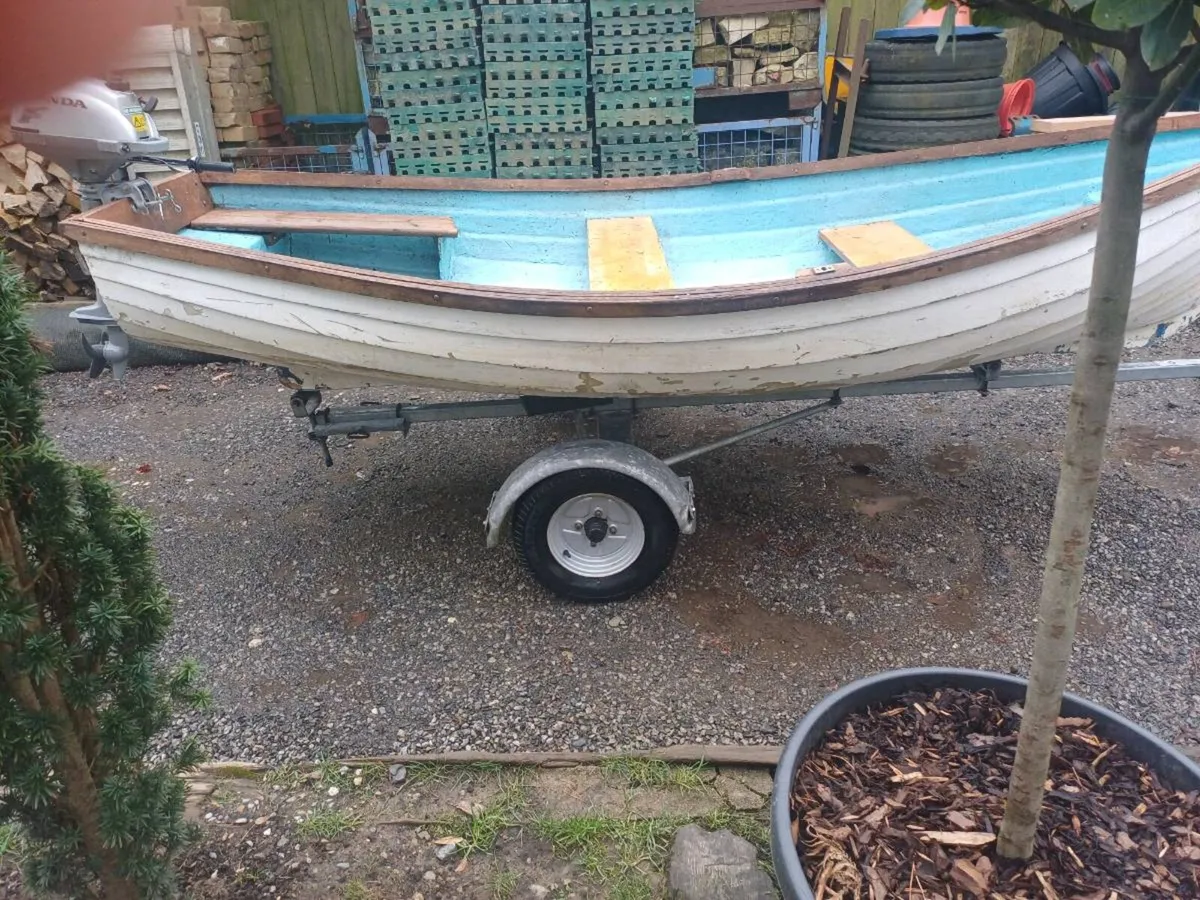 12 foot fiberglass boat - Image 4