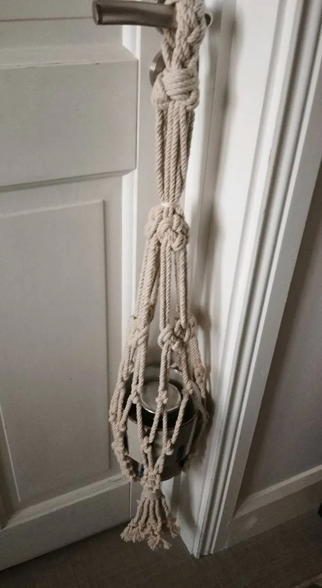 New Macrame plant holder - Image 1